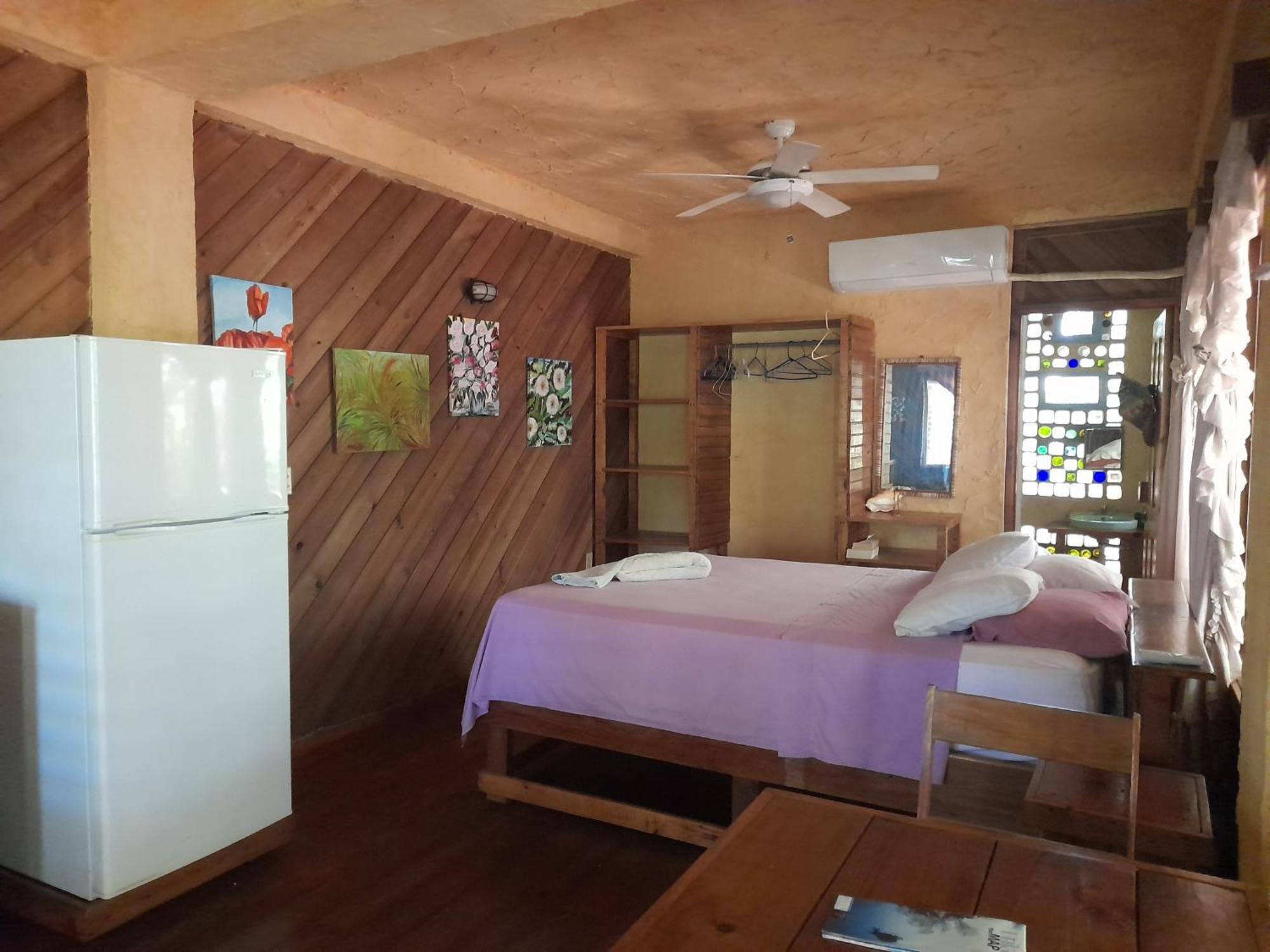 Apartments Chez Milady Utila Kültér fotó