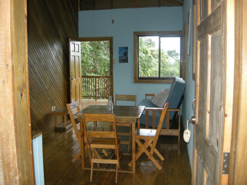 Apartments Chez Milady Utila Kültér fotó